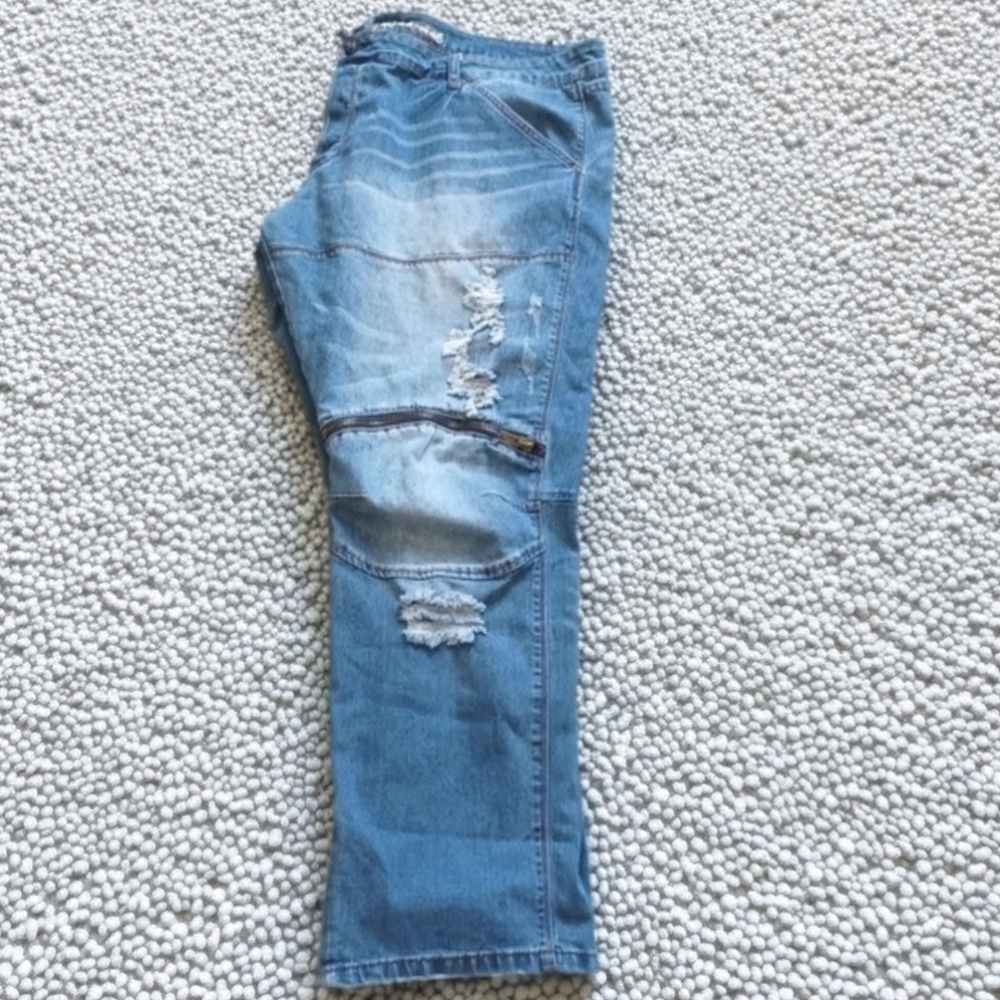 HP🔥Men's Denim House Distressed Button Fly Jeans (44x31) - Picture 3 of 10